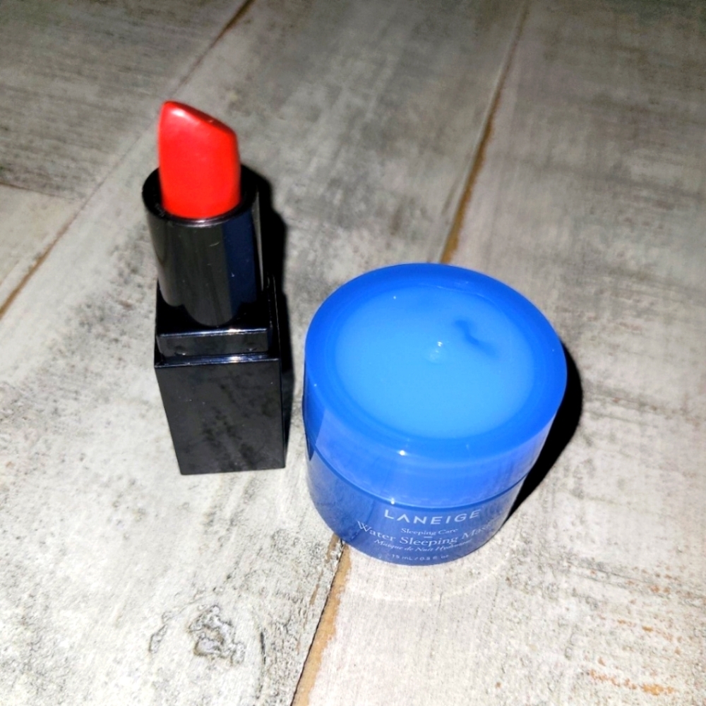 New Smashbox Beauty Bundle: Mini Red Lipstick & Laneige Water Mask